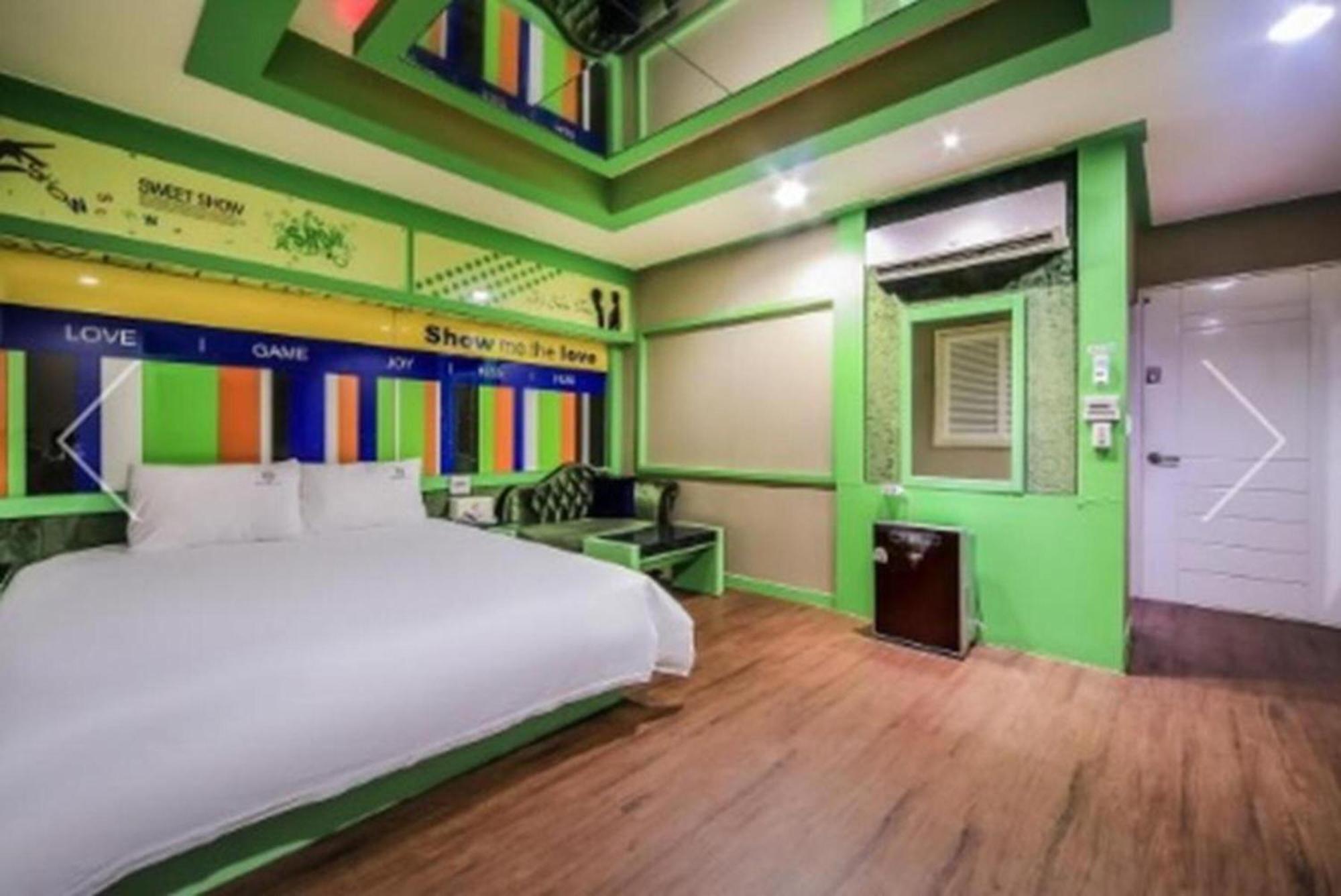 Show Hotel Haeundae ปูซาน ภายนอก รูปภาพ