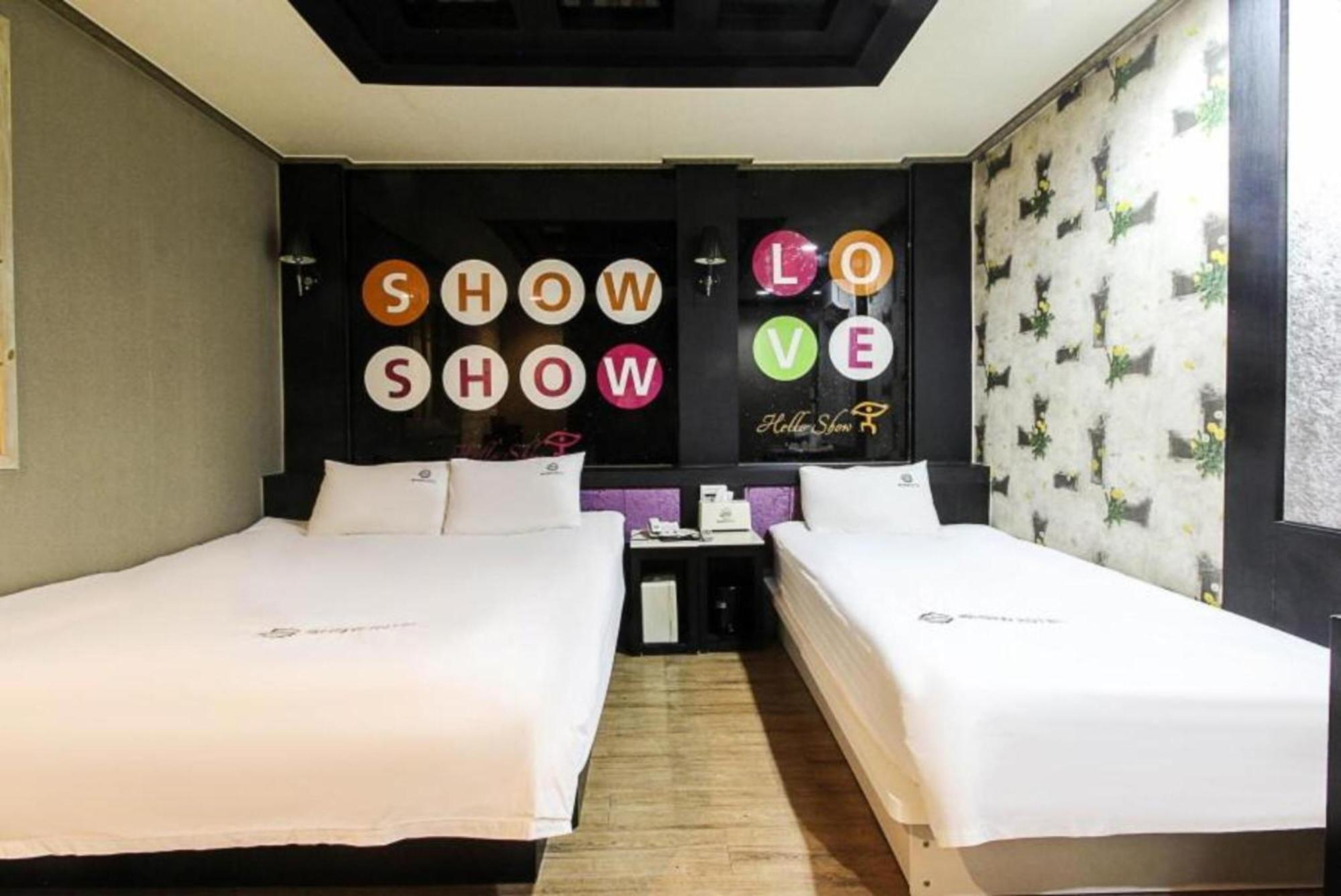 Show Hotel Haeundae ปูซาน ภายนอก รูปภาพ